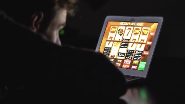 Mobile app interface showing live games and sports markets